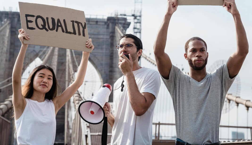 pros and cons of boycotting a destination