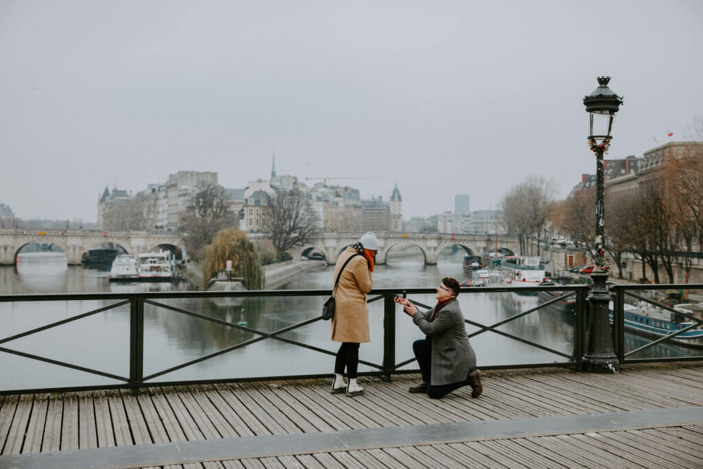 Philarty queer romance in paris
