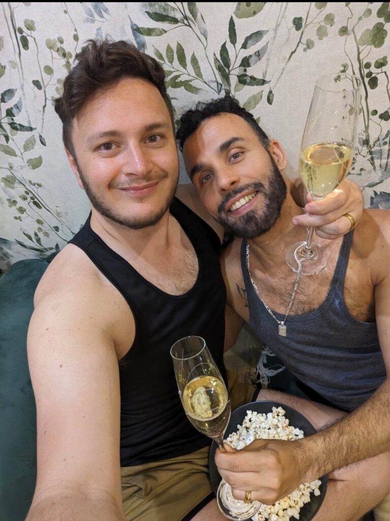 lgbtq+ couchsurfers