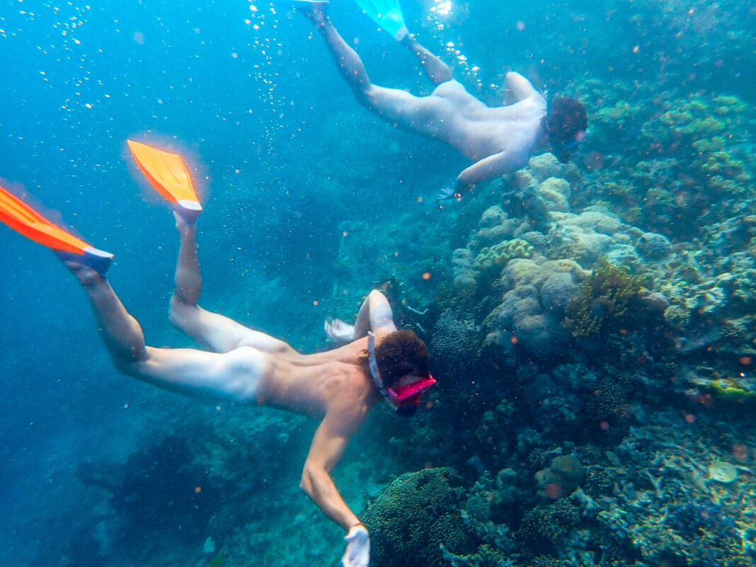 everything to sea naked sailing