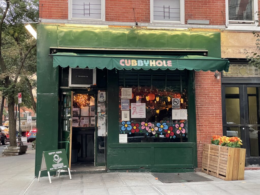 lesbian bars